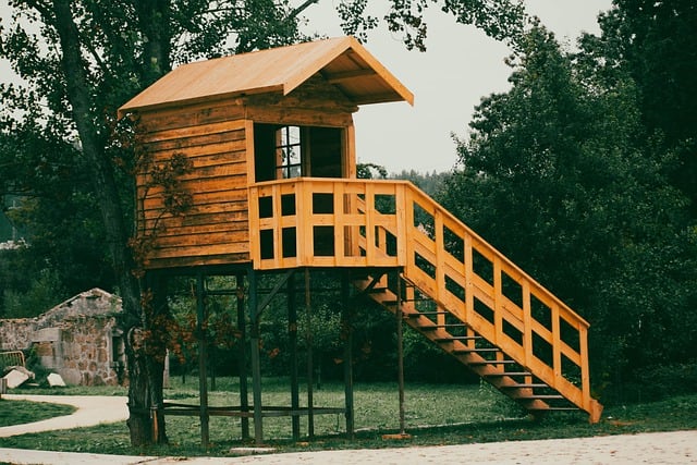 dřevěný domeček